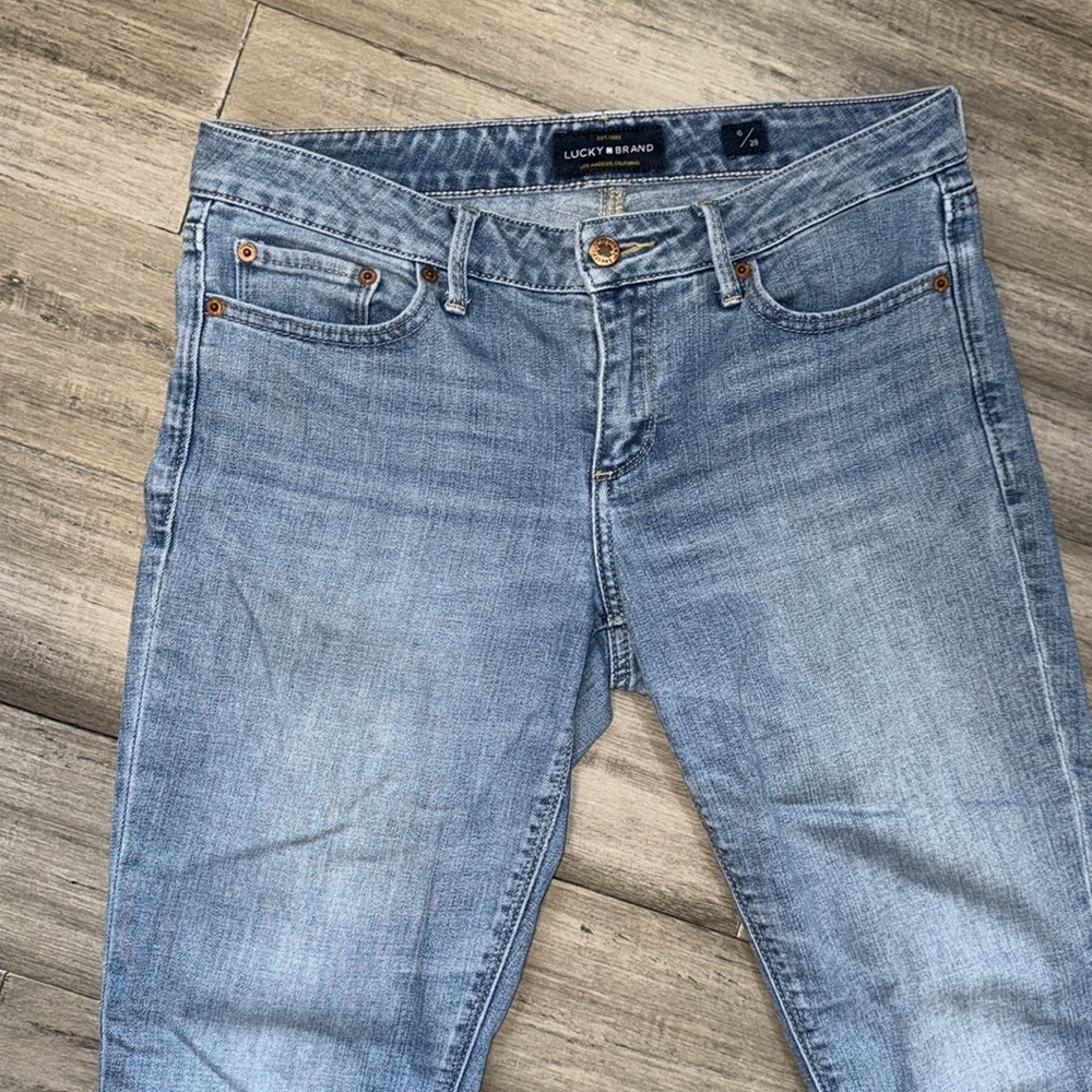 Size 6 / 28 Lucky Brand Lolita Skinny Cut Off Denim Jeans - Picture 5 of 7